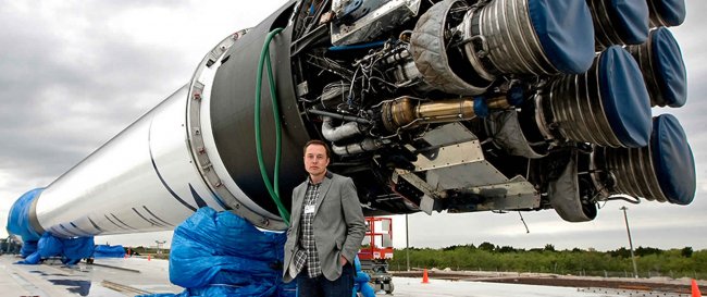 SpaceX запустит спутник PAZ вместо России