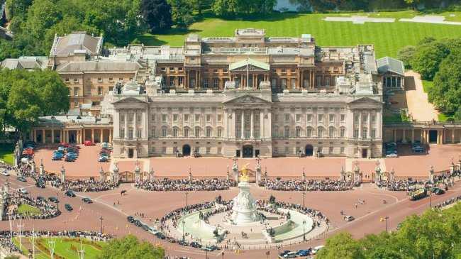 Почему Букингемский дворец стоит того, чтобы вы его посетили?