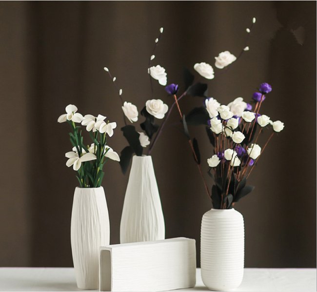 Уникальные цветы с доставкой. Декоративные вазы для цветов