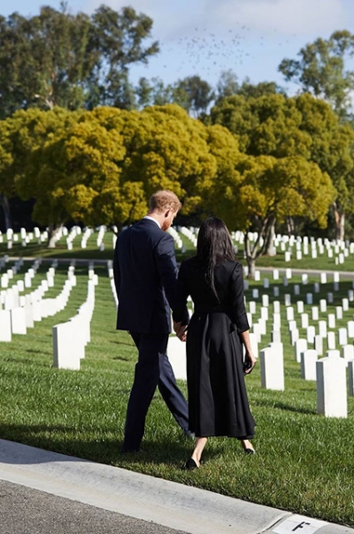 Меган Маркл и принц Гарри почтили в Лос-Анджелесе память павших британских солдат