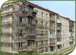 В Ставропольском крае несмотря на ливневые дожди ведётся ремонт пострадавших от града домов