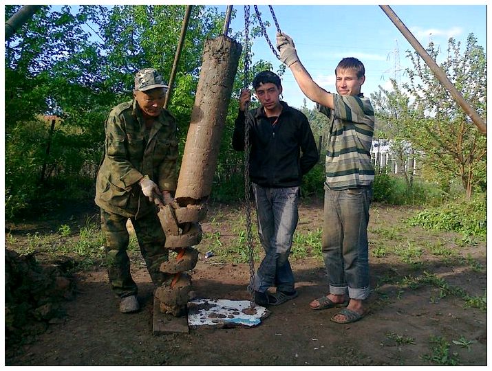 Как пробурить скважину: видео-инструкция по монтажу своими руками ...