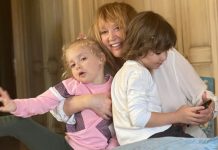 «Замок, поле, семья, родной простор»: Максим Галкин опубликовал новое видео с женой Аллой Пугачевой и детьми