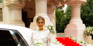 Мария Кожевникова заинтриговала поклонников фото в свадебном платье