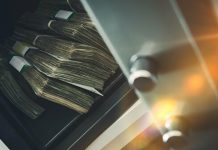 Эксперт рассказал, как могут пропасть деньги со вкладов