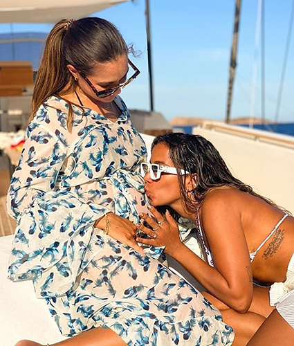 "Танцующий миллионер" Джанлука Вакки отдыхает с беременной подругой на яхте в Италии