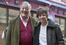 Стивену Фраю – 63: через что он прошел и кто вернул его к жизни?