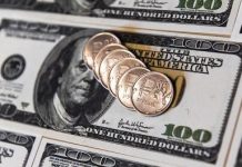 Курс валют на завтра: Центробанк сообщил о падении рубля