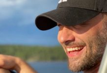 Дмитрия Шепелева начали травить, когда он опубликовал в Tinder свои фотографии