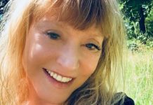 В сети высмеяли свалявшийся парик и вставные зубы Пугачевой