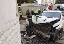 Рэпер Эллей стал виновником серьезного ДТП в центре Москвы