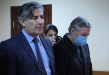 Адвокат попросил для Ефремова четыре года условно