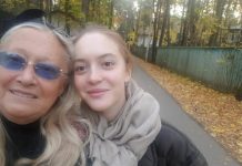 Татьяна Михалкова показала подросшую внучку и дачные красоты