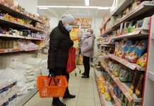 Еда не слушается команд из правительства, становясь все дороже