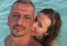 Константин Богомолов поздравил Ксению Собчак с днем рождения: «Она достает до печенок»