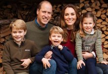 Кейт Миддлтон и принц Уильям с детьми представили рождественскую открытку