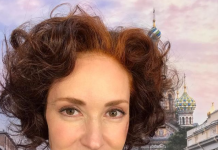 «Невозможно отказаться»: Большова объяснила свое участие в постановке МХАТа