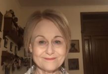 «Рыдаю от смеха»: Дарья Донцова обратилась к поклонникам