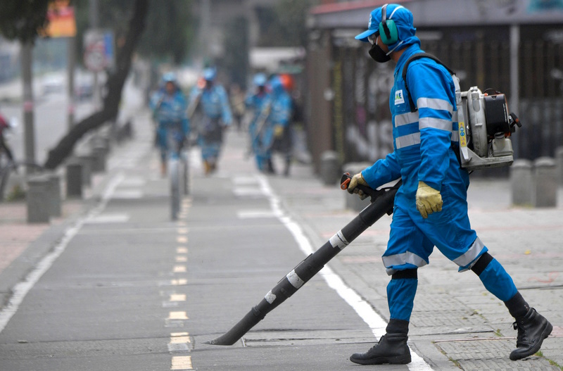 Почему работа дворником в США до сих пор остается одним из самых реальных способов быстро начать зарабатывать Почему работа дворником в США до сих пор остается одним из самых реальных способов быстро начать зарабатывать